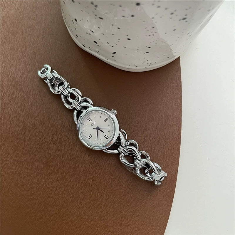 Women's Leisure Silver Alloy Case Round Face Bracelet Watch - Image 5