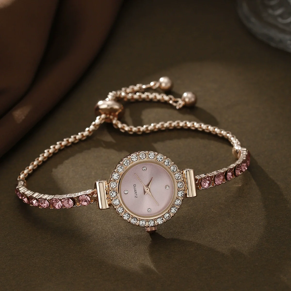 Women's Leisure Style Round Diamondencrusted Quartz Bracelet Watch And Jewelry Set With Alloy And Stainless Steel Materials - Image 30