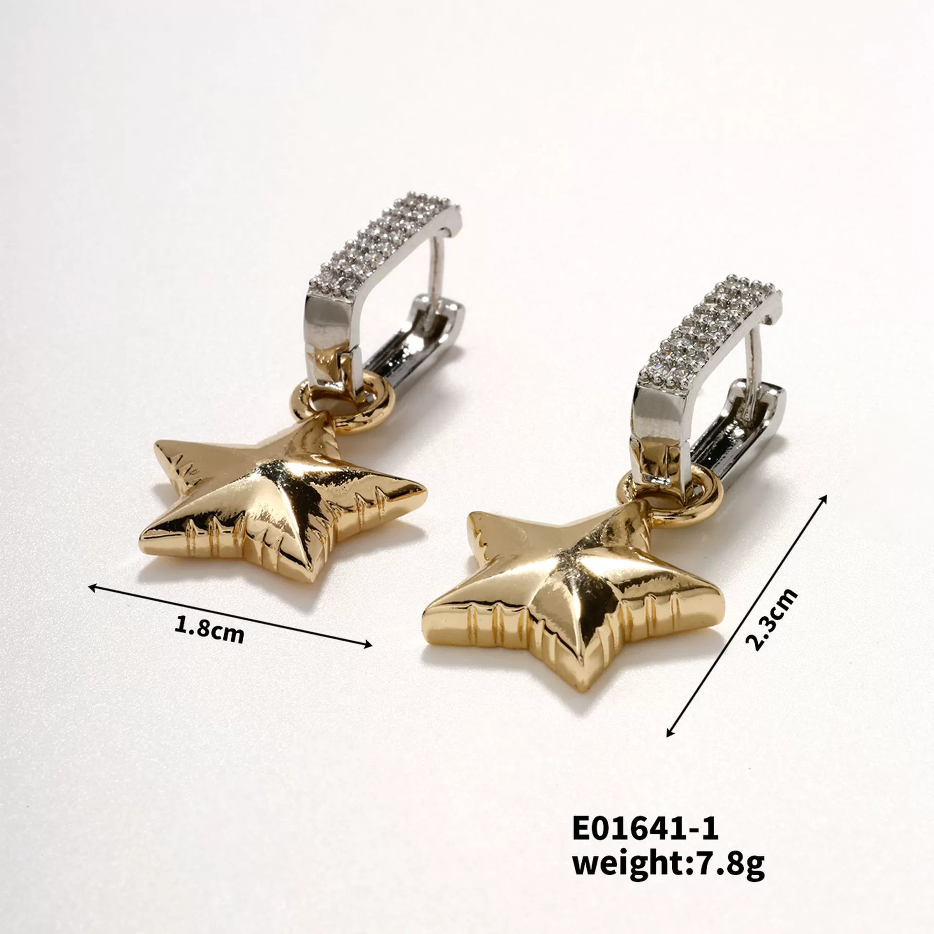 Women's Light Luxury Copper Earrings With Heart And Geometric Patterns And Electroplating Treatment - Image 6