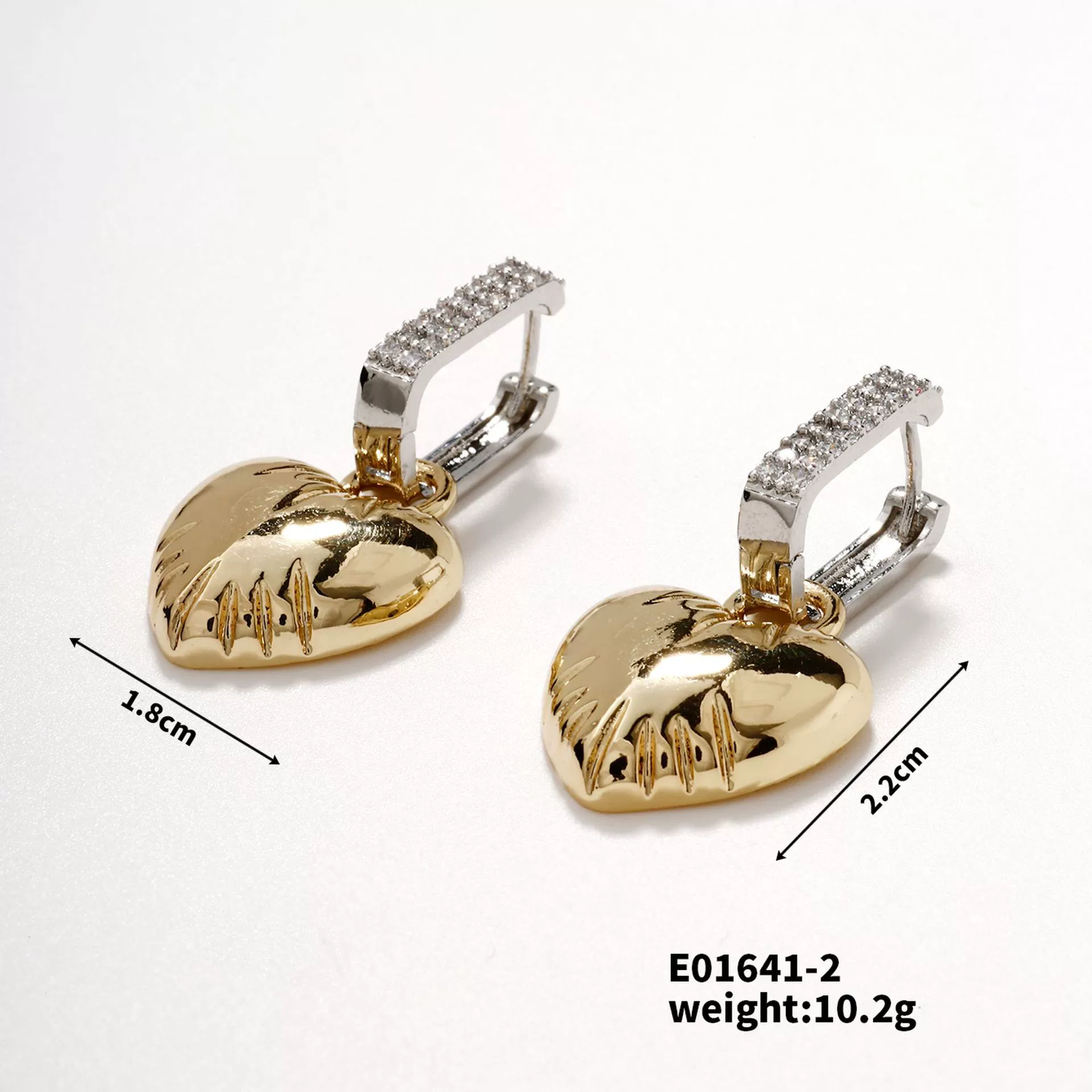 Women's Light Luxury Copper Earrings With Heart And Geometric Patterns And Electroplating Treatment - Image 7