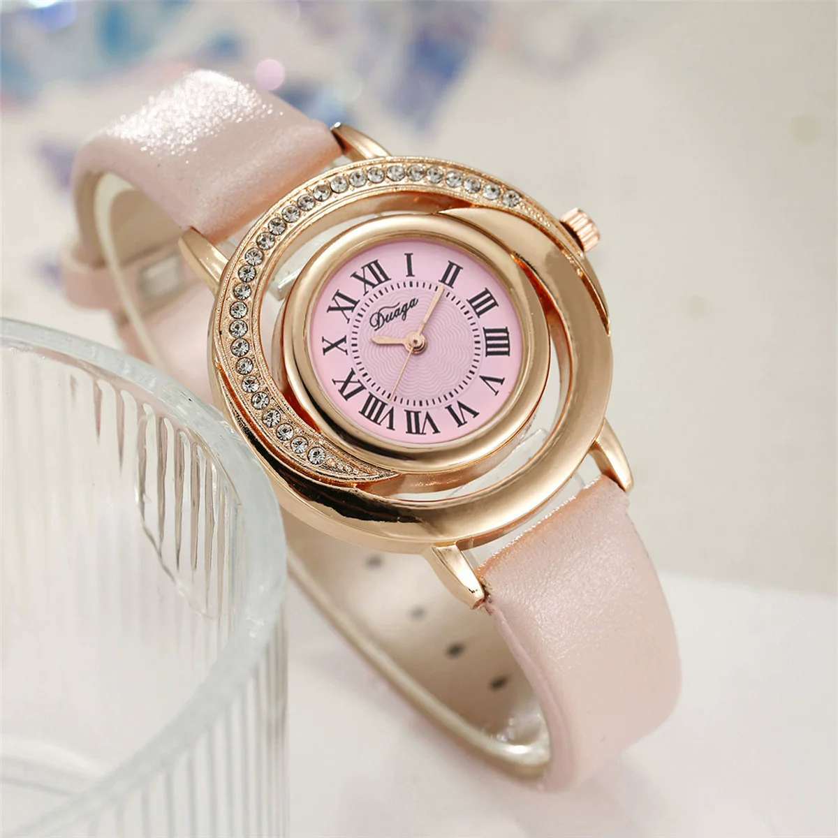 Women's Light Luxury Fashion Quartz Watch With Alloy Case Pu Strap Stainless Steel Buckle And Round Dial - Image 4