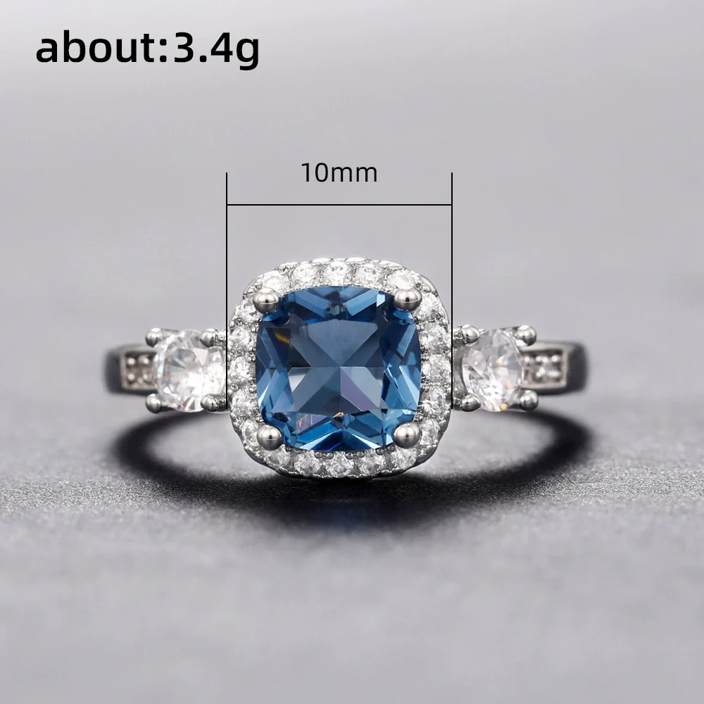 Women's Light Luxury Geometric Copper Zircon Ring - Image 5