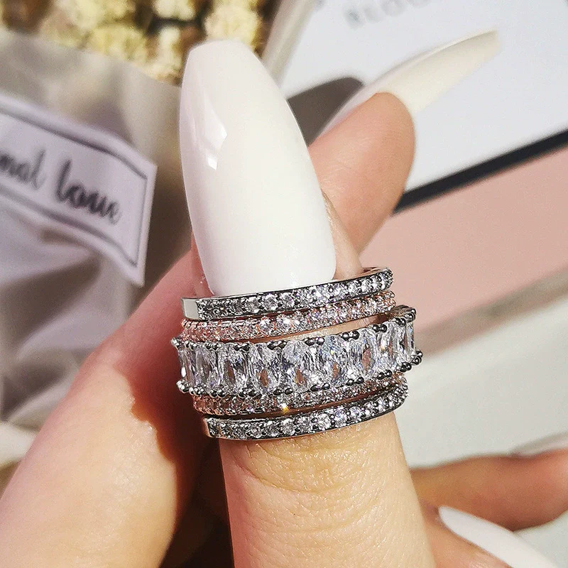 Women's Luxury Fashion Copper Geometric Electroplated Ring - Image 3