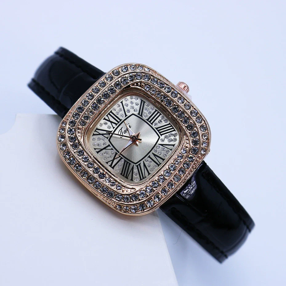 Women's Luxury Square Alloy Case Pu Strap Diamondembedded Watch With Roman Dial - Image 7