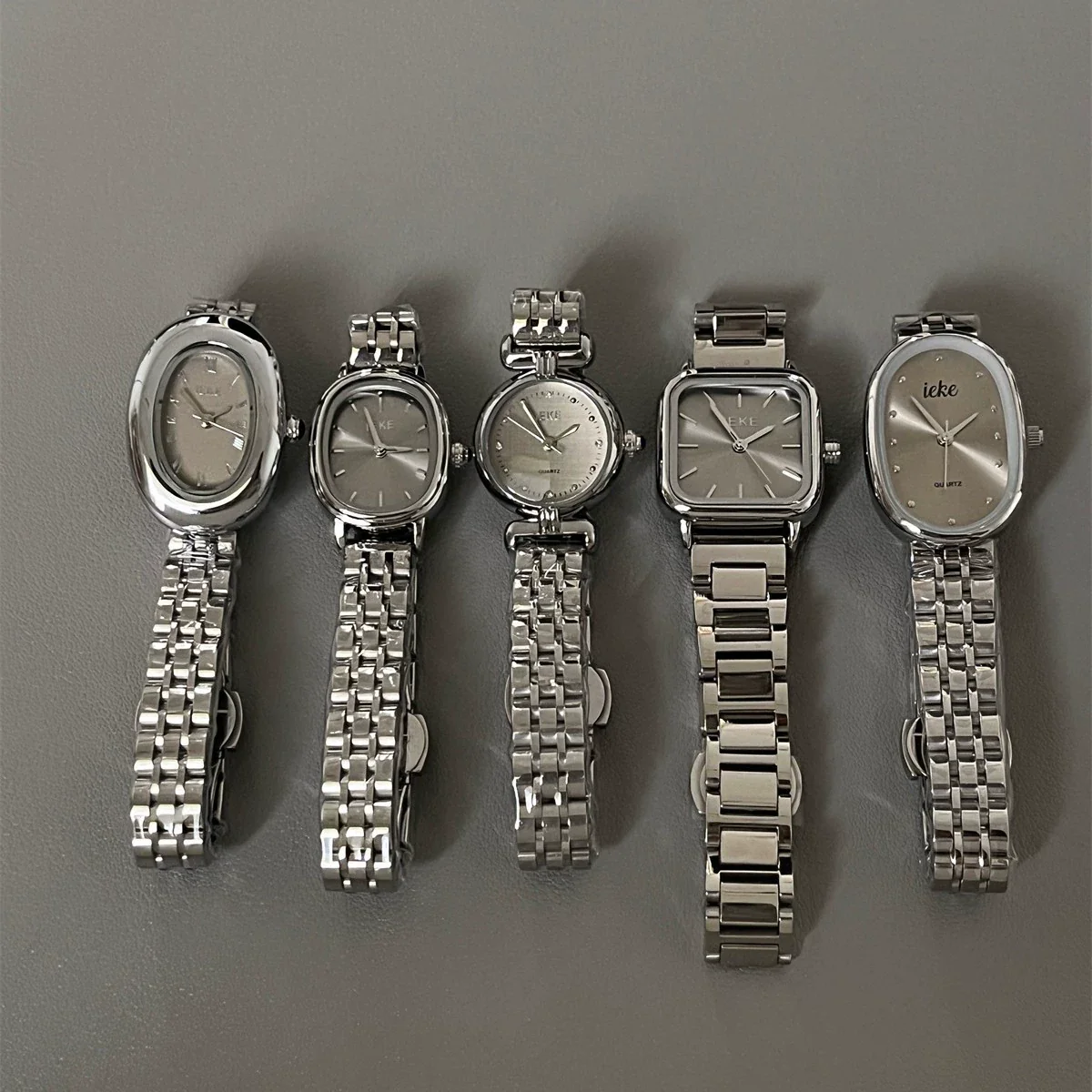 Women's Luxury Steel Band Quartz Watch Gray Silver Simple Elegant Cold Style - Image 5