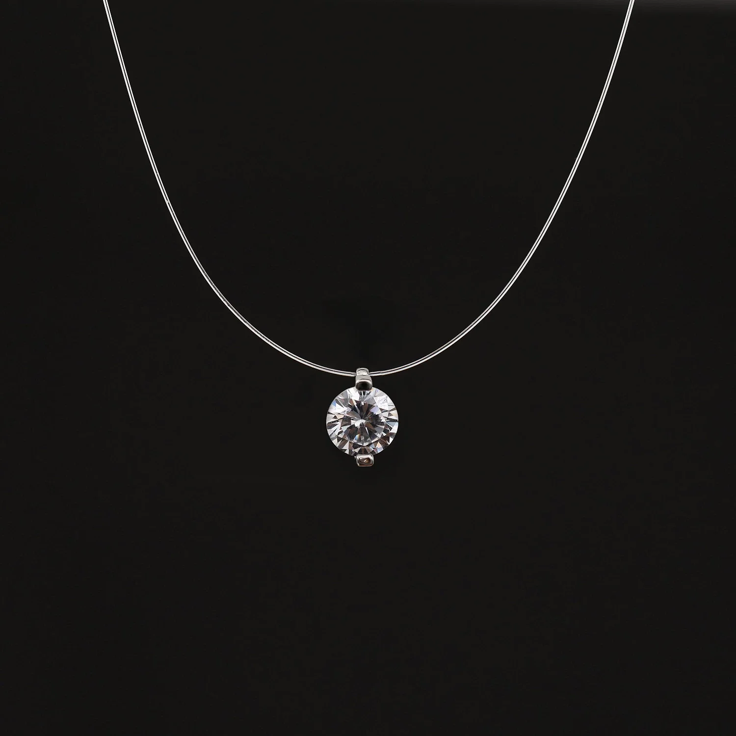 Women's Mermaid Tear Clavicle Chain Necklace Normcore Design Super Flash Zircon Pendant Alloy And Copper Material Geometric Pattern Electroplating Process - Image 5