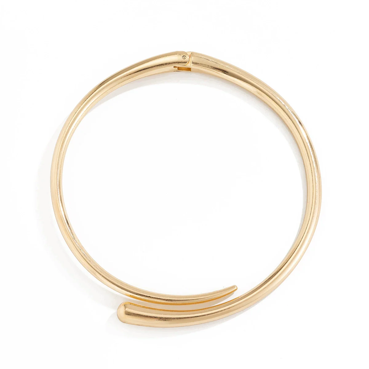 Women's Metal Choker With Geometric Pattern Made Of Zinc Alloy - Image 3