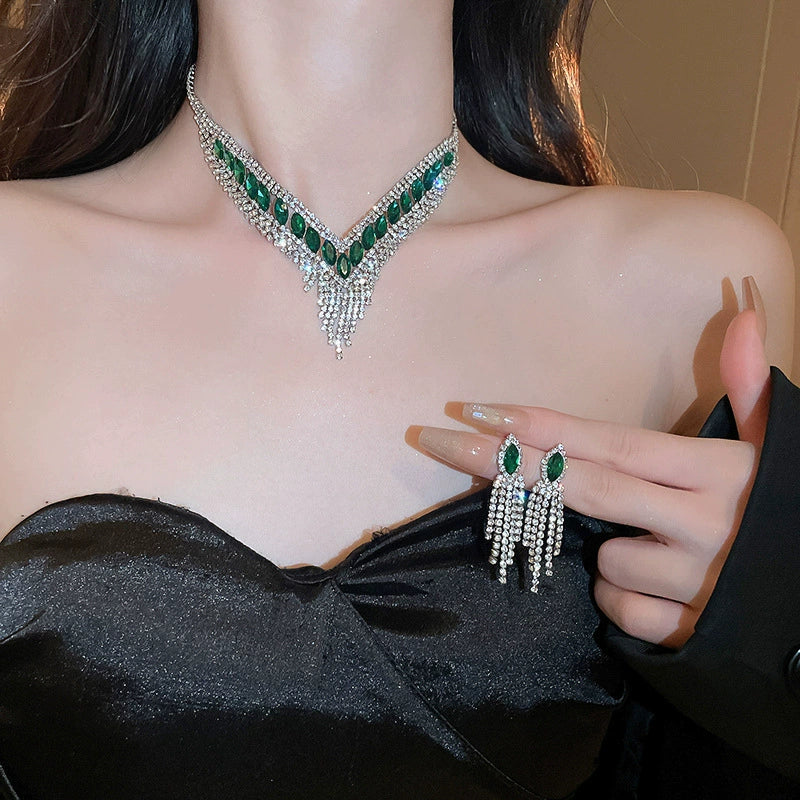 Women's Metal Clavicle Chain Jewelry With Diamondencrusted Water Drop Tassel And Zircon Pendant Natural Style - Image 12