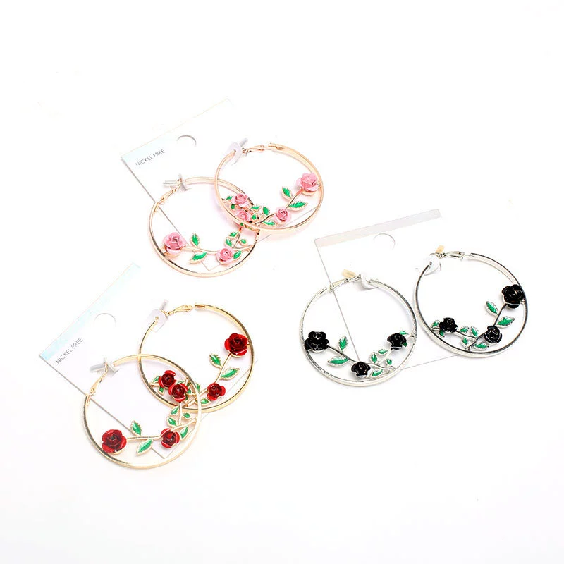 Women's Metal Fashion Large Round Exaggerated Earrings With Flower Pattern And Electroplating Design - Image 5