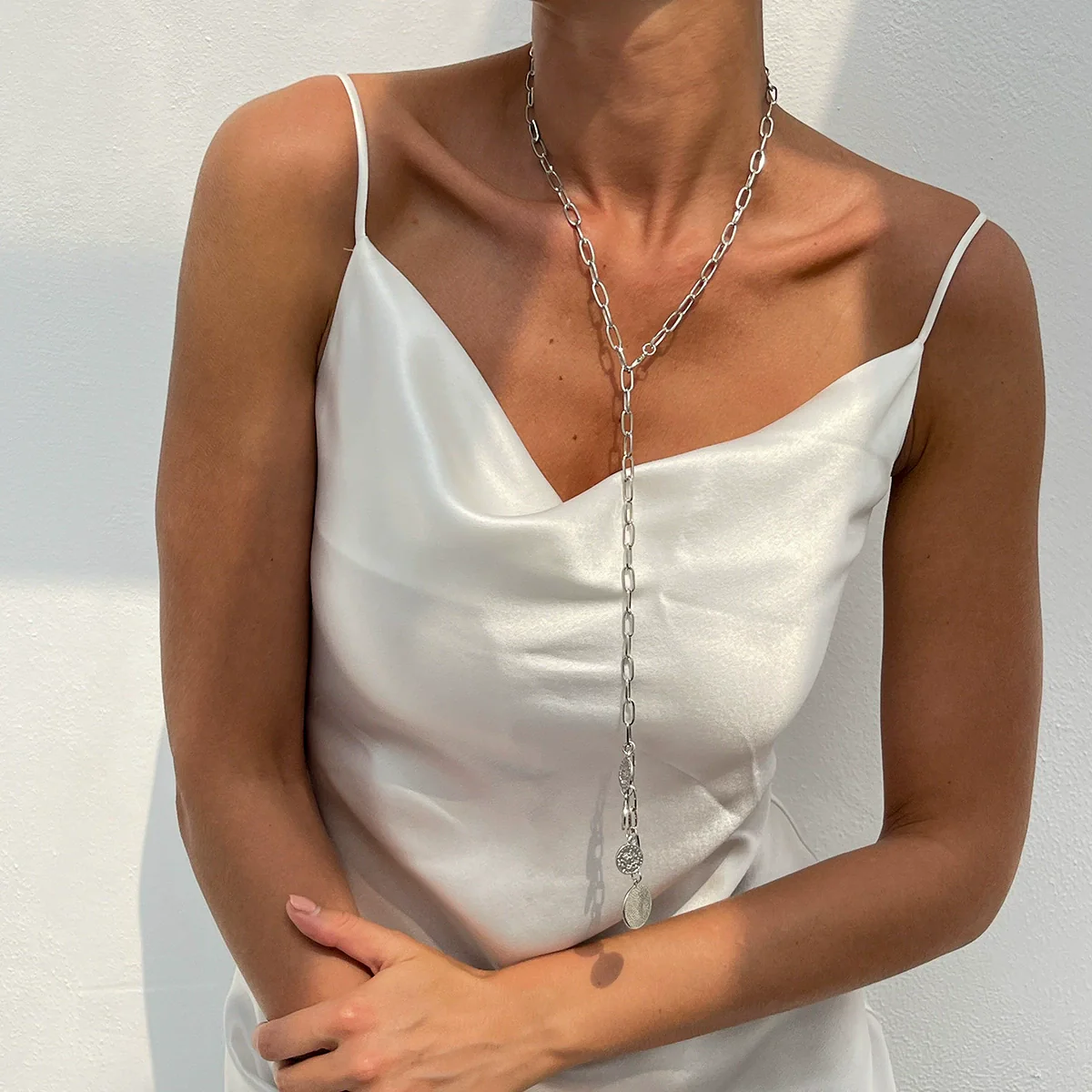 Women's Metal Geometric Figure Long Necklace With Iron Chain Alloy And Electroplating Design - Image 3