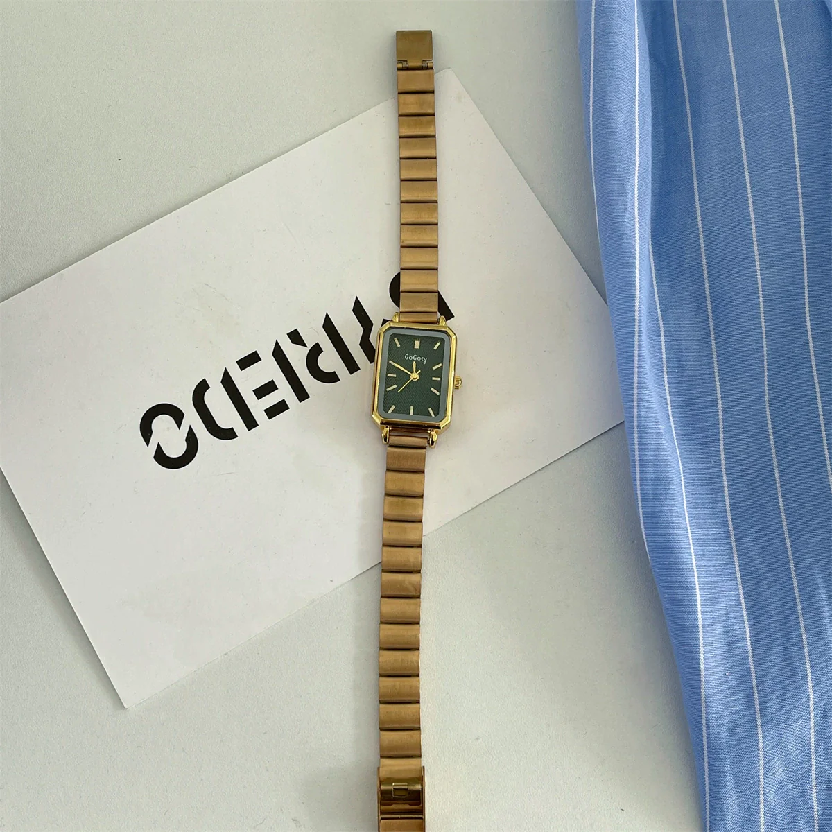 Women's Middle Ancient Style Square Alloy Watch Leisure Style - Image 10