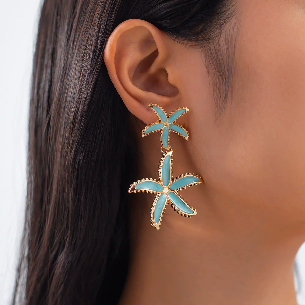 Women's Minimalist Alloy Oil Dropping Flower Geometric Earrings - Image 2