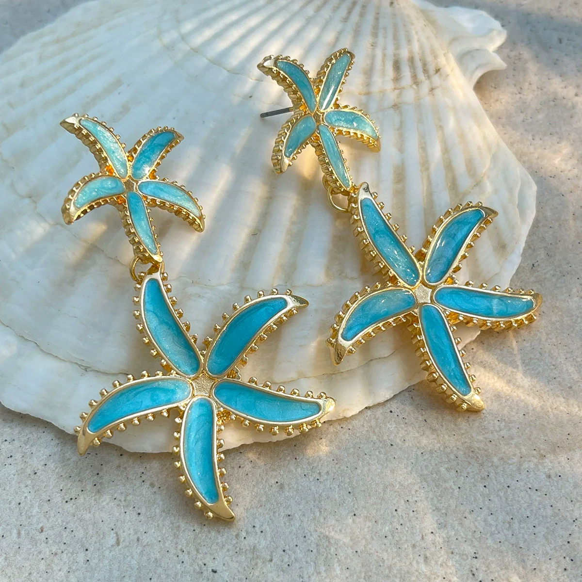 Women's Minimalist Alloy Oil Dropping Flower Geometric Earrings - Image 4