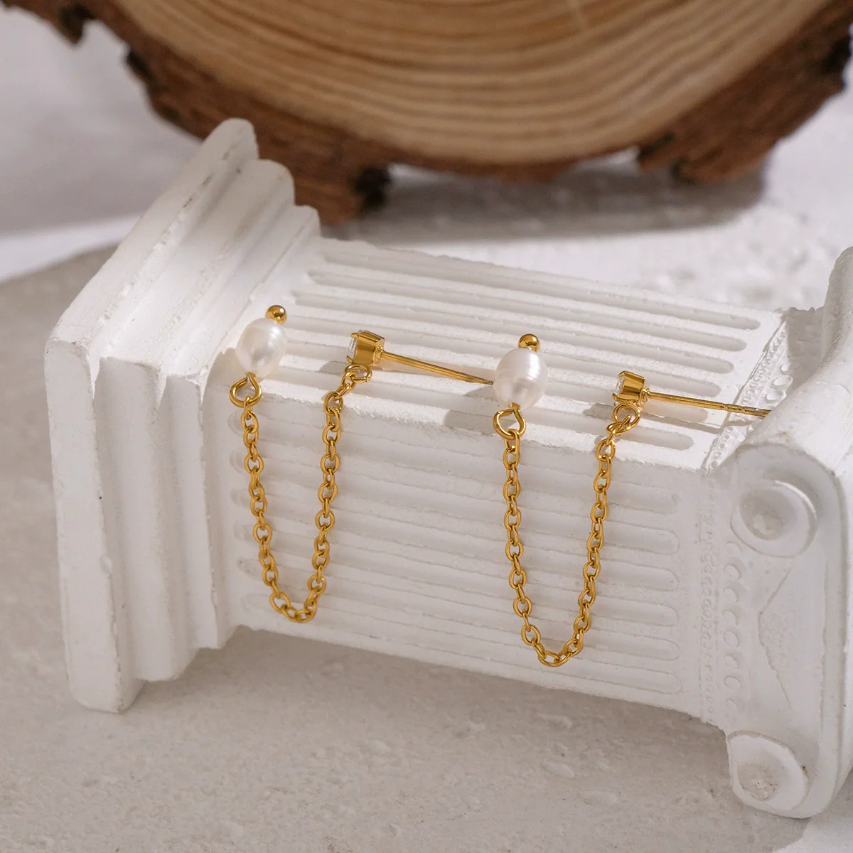 Women's Minimalist Casual Geometric Stainless Steel Freshwater Pearl Earrings With Chain Tassels Pvd Furnace Vacuum Real Gold Plated - Image 2
