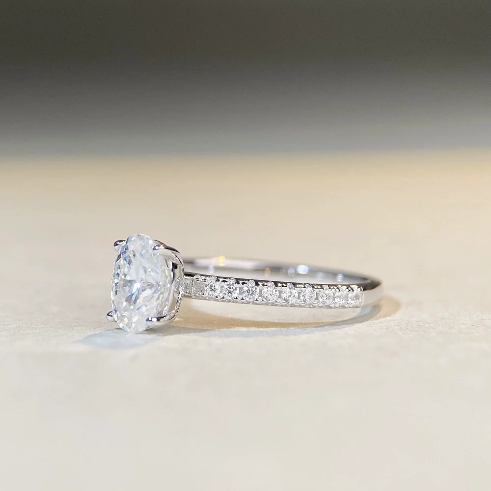 Women's Pigeon Egg Moissanite Ring In S925 Sterling Silver Light Luxury Geometric Style - Image 2