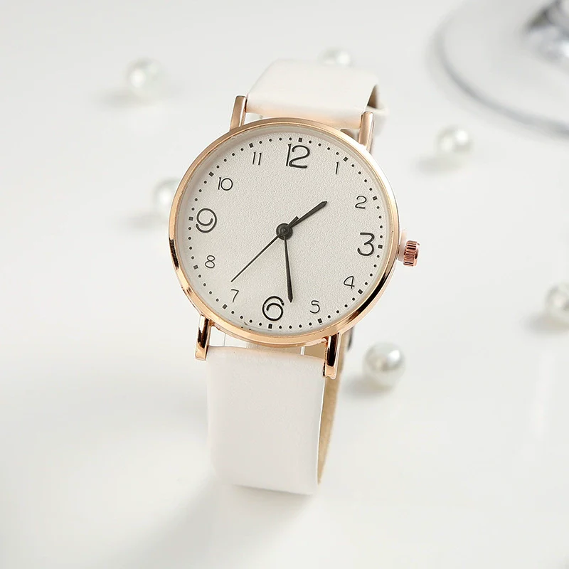 Women's Quartz Watch Alloy Case Imitation Leather Strap Round Dial Leisure Style