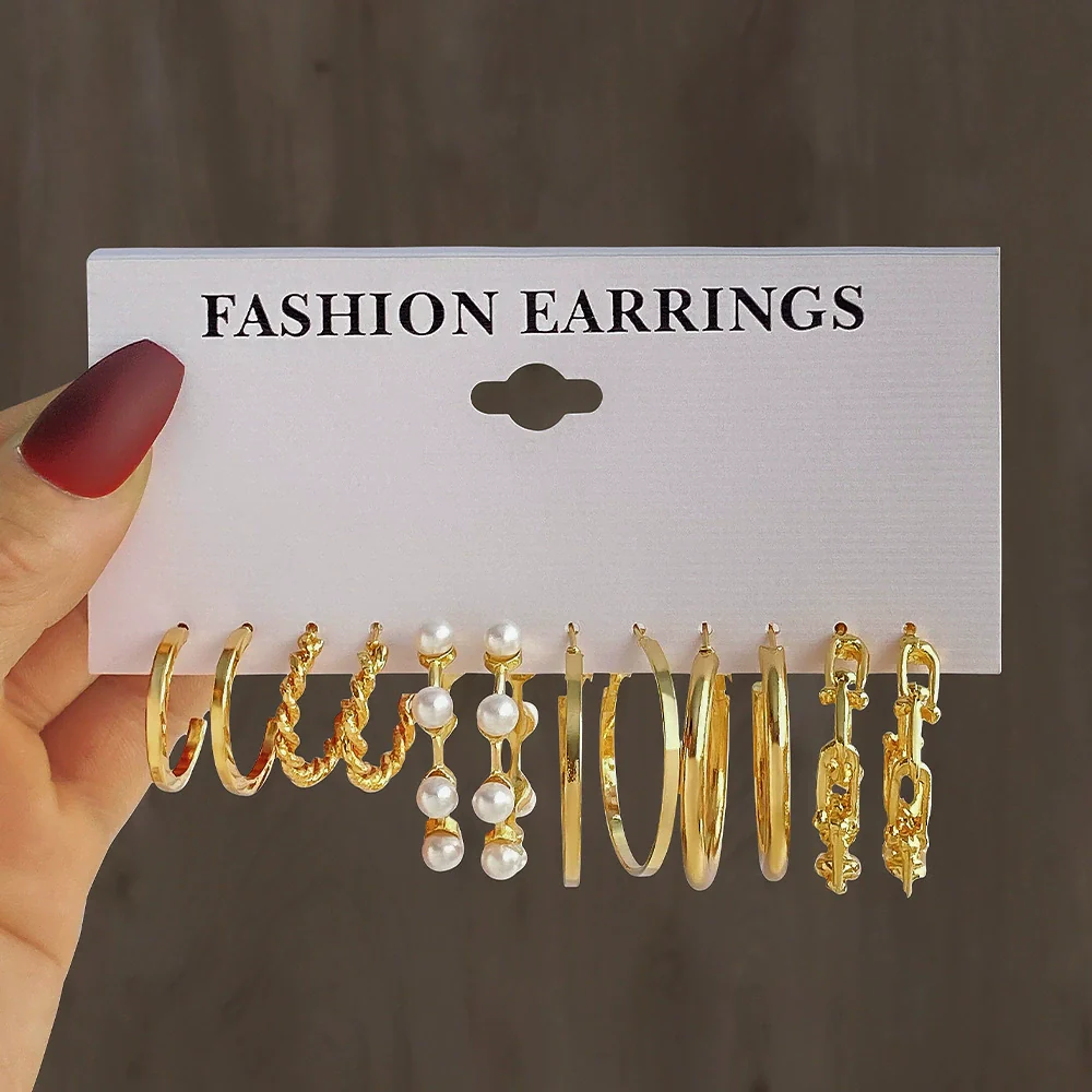 Women's Retro Geometric Alloy Pearl Earrings Set With Electroplating - Image 12