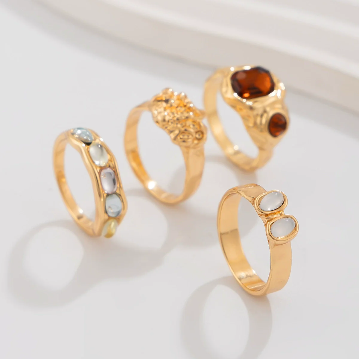 Women's Retro Geometric Hollow Diamond Alloy Rhinestone Electroplated Ring Set - Image 4