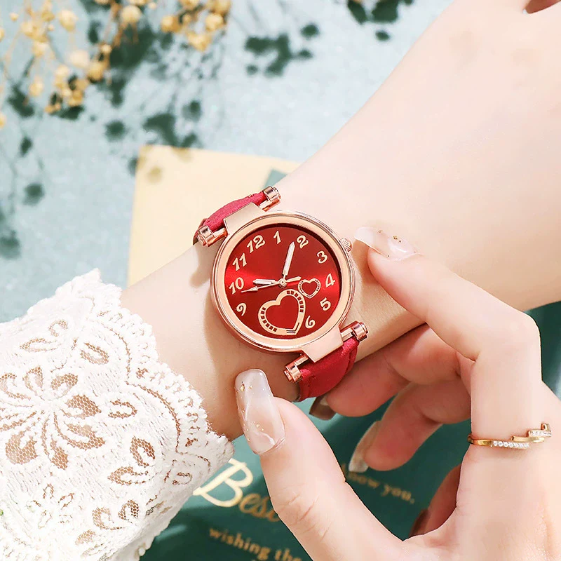 Women's Retro Love Casual Watch Alloy Case Pu Strap Stainless Steel Buckle Round Dial Onion Crown Mineral Reinforced Glass Mirror - Image 3