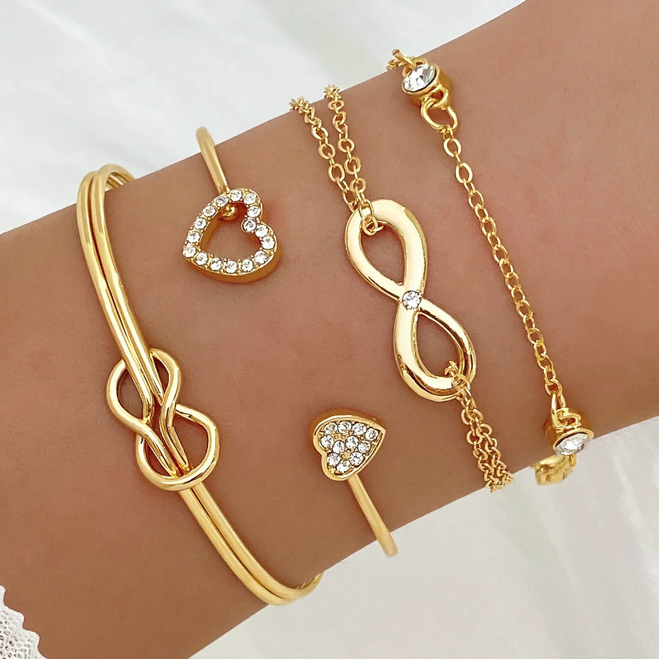Women's Retro Simple Geometric Metal Love Open Bracelet Fourpiece Set
