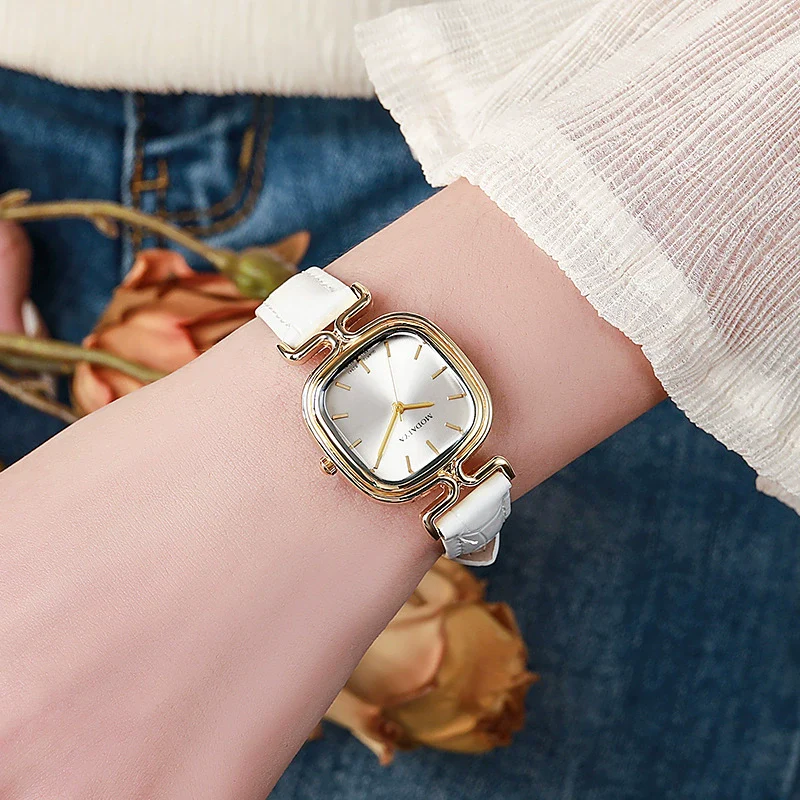 Women's Retro Square Dial Luxury Watch Alloy Case Imitation Leather Strap Stainless Steel Clasp - Image 8