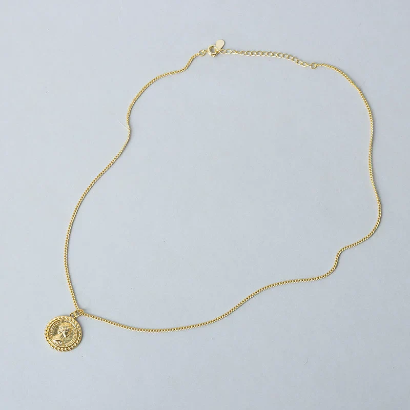 Women's Silver Geometric Portrait Round Coin Necklace Copper Electroplating Accessories - Image 3