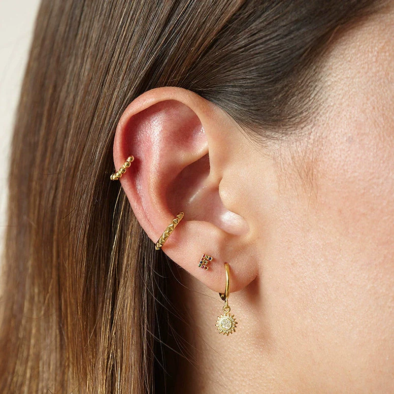 Women's Silver Needle Copper Flower And Geometric Style Earrings - Image 2