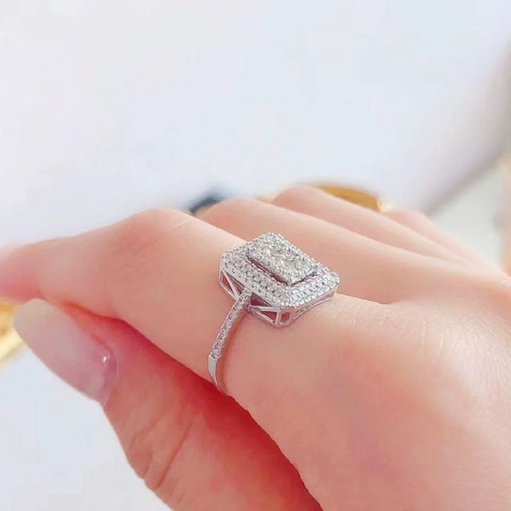 Women's Simple Geometric Copper Zircon Microset Ring - Image 2