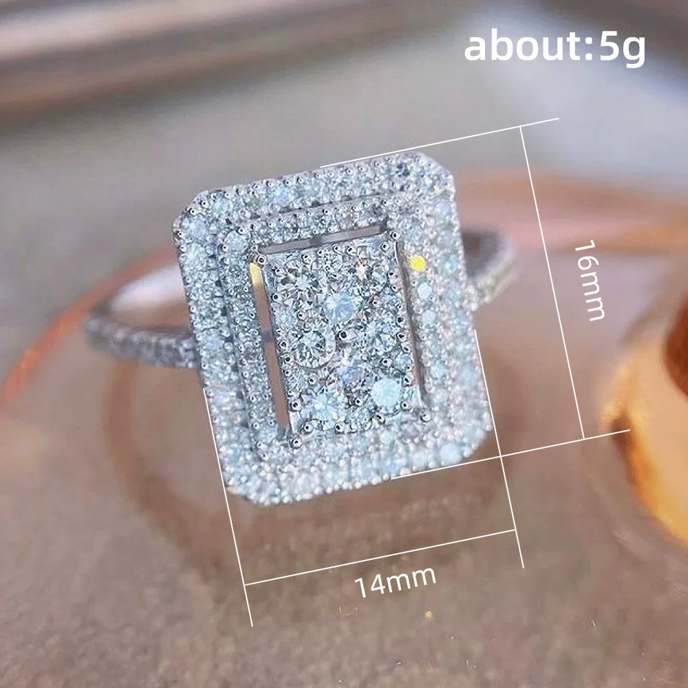 Women's Simple Geometric Copper Zircon Microset Ring - Image 4