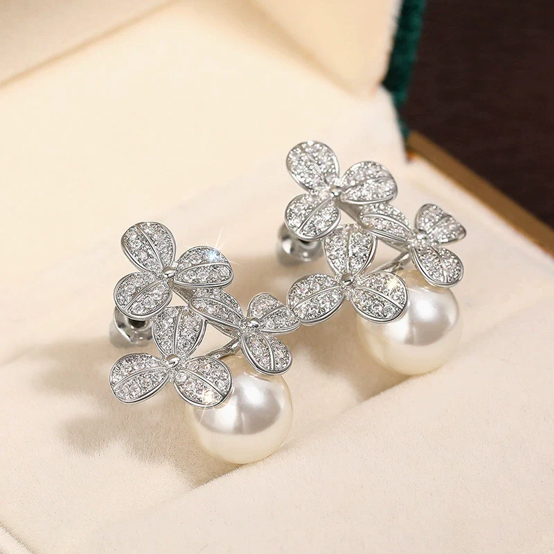 Women's Small Fresh Copper Imitation Pearl Earrings With Flower And Geometric Patterns And Zirconia Design - Image 5