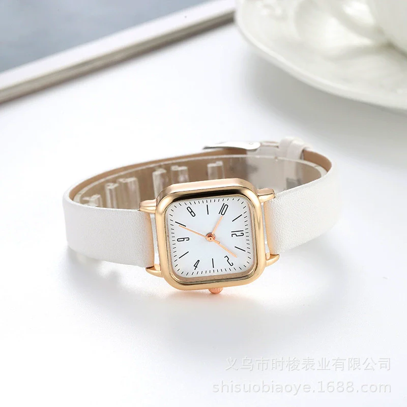 Women's Square Alloy Case Imitation Leather Strap Quartz Watch With Simple Roman Numerals And Spiral Crown - Image 7