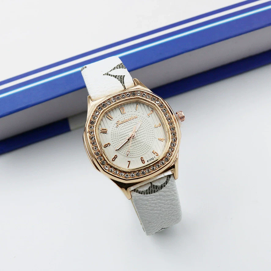 Women's Square Alloy Pu Leather Quartz Watch With Spiral Crown And Pin Buckle - Image 8