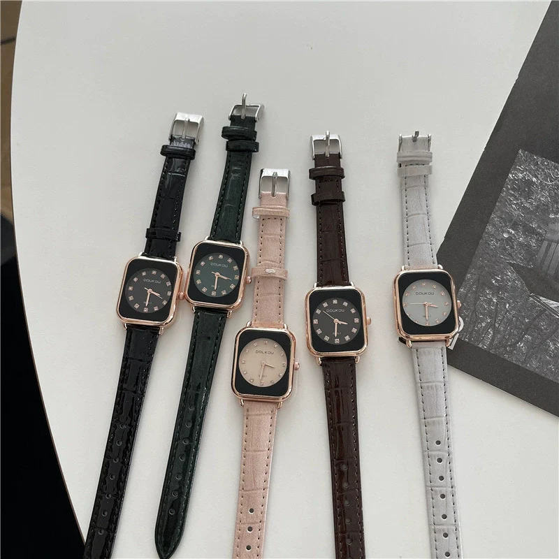 Women's Square Alloy Watch With Ordinary Glass Mirror And Diamond Design Simple Fashion And Leisure Style - Image 5
