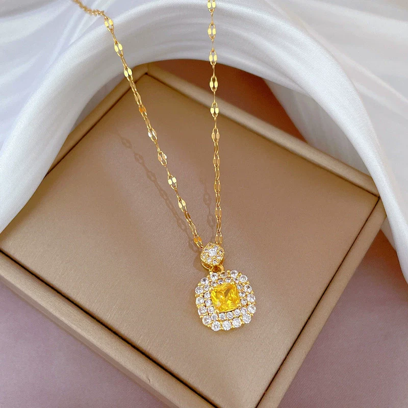 Women's Stainless Steel Geometric Light Luxury Style Micro Diamond Necklace - Image 6