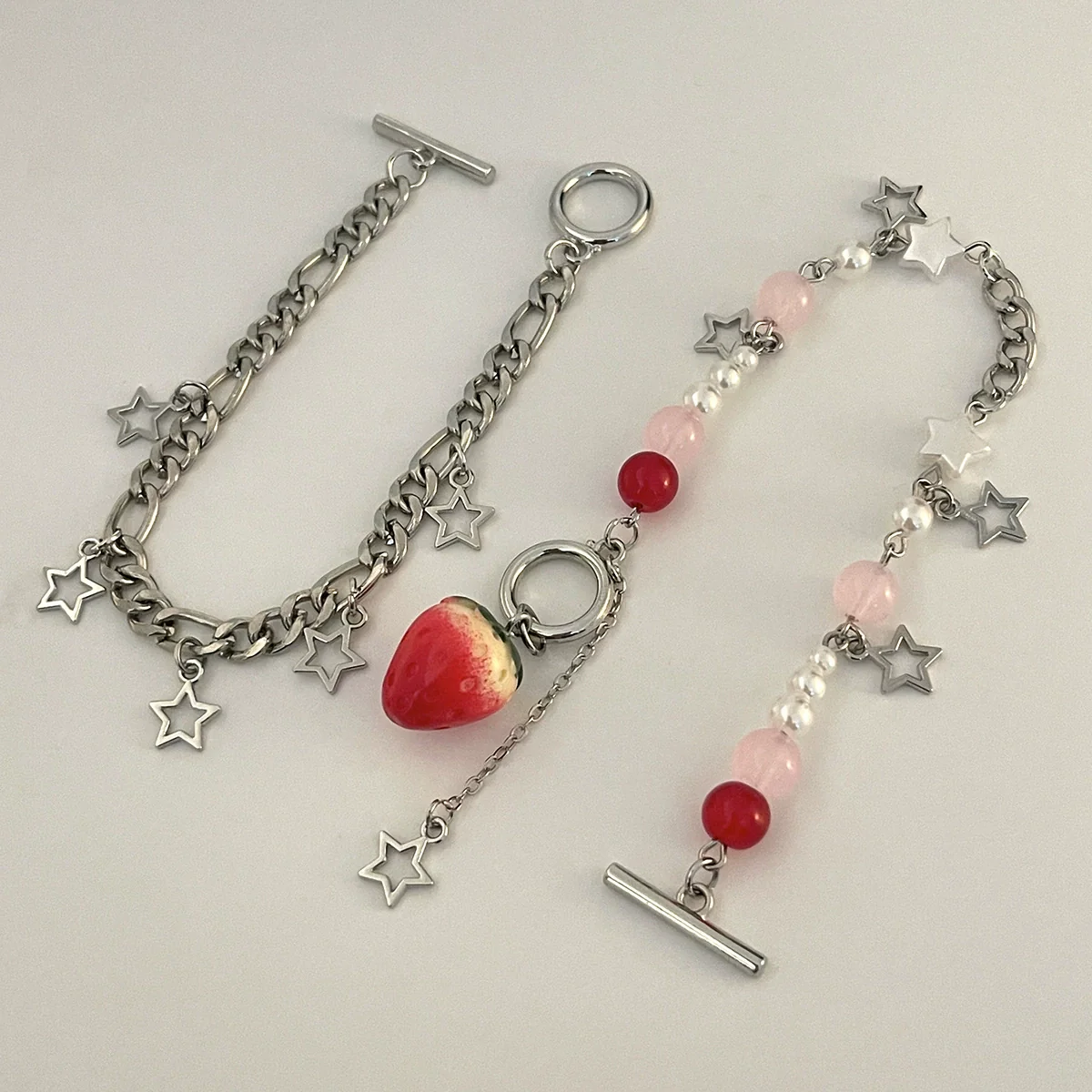 Women's Strawberry Bow Pendant Necklace With Iron Chain Imitation Pearls Alloy Acrylic Glass Beads Dripping Oil Style - Image 4
