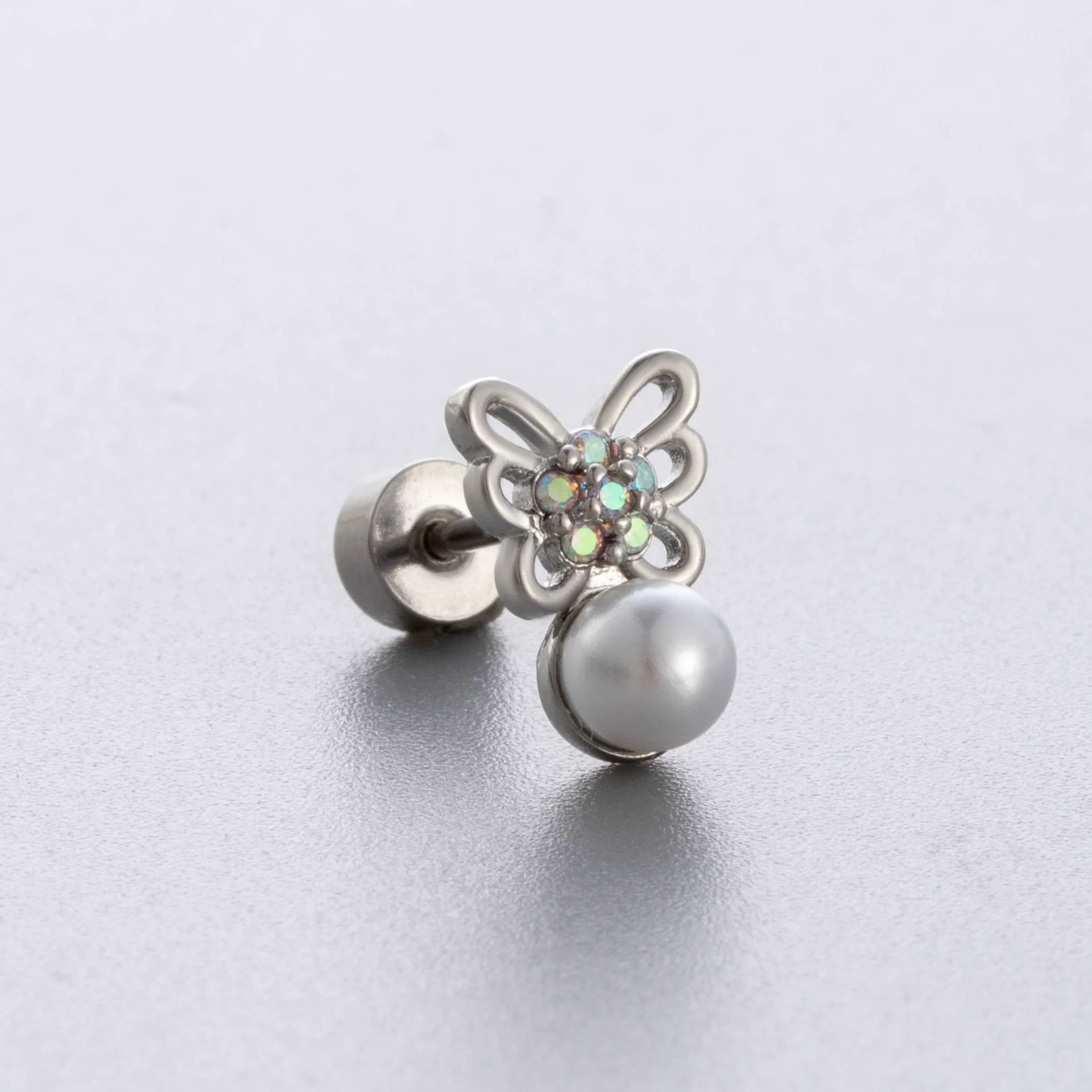 Women's Titanium Steel Inlaid Zircon Bow Pattern Ear Nails - Image 3