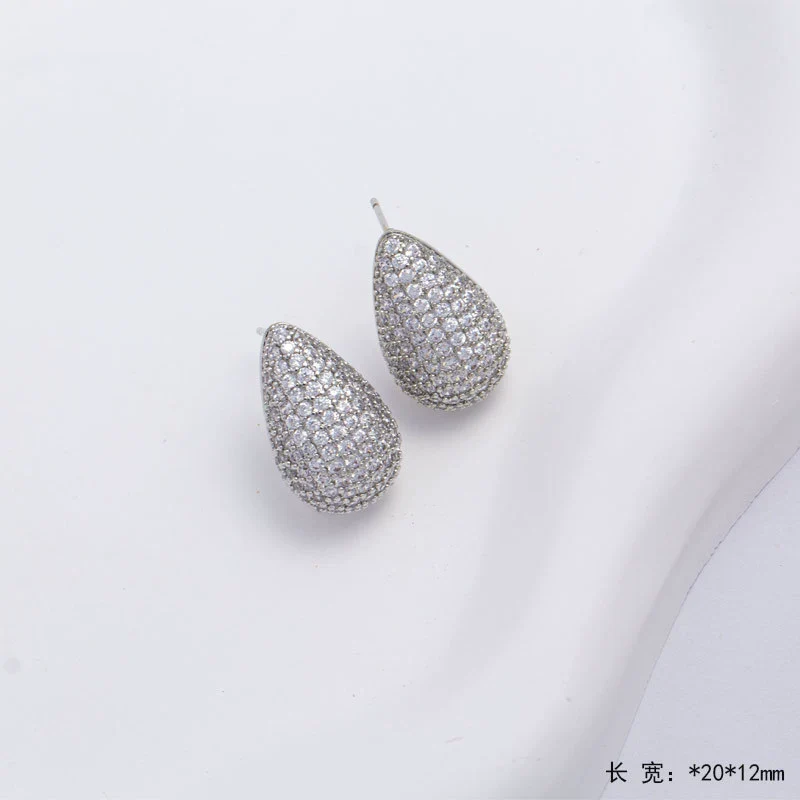 Women's Water Drop Shape Copper Electroplated Diamond Earrings Fashionable And Light Luxury - Image 3