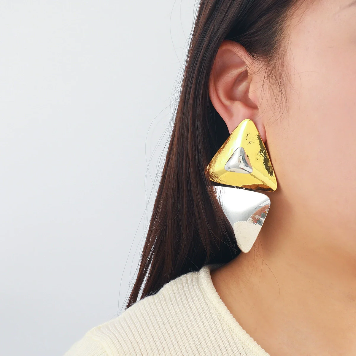 Women's Zinc Alloy Geometric Exaggerated Light Luxury Electroplated Triangle Earrings - Image 2
