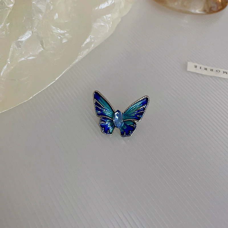 Zircon Flower Letter Brooch Electroplated Light Luxury Women's Suit Accessory - Image 15