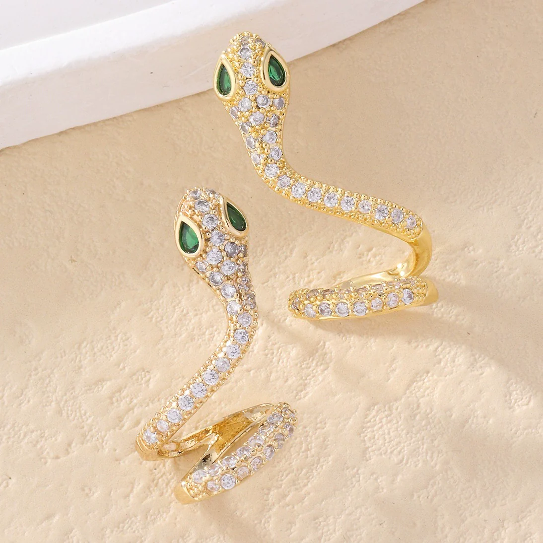 Zircon Snake Earrings For Women Luxury Elegant Animal Pattern - Image 3